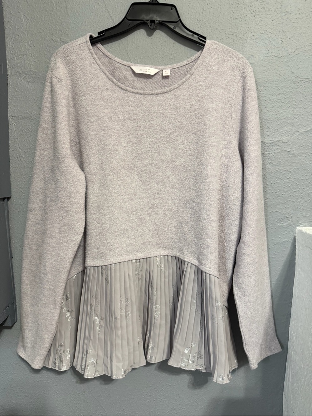 LC Lauren Conrad Light Gray and Lavender Pleated Hem Sweater size XL
